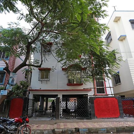 Oyo 17187 Urban Casa Hotel Kolkata Luaran gambar