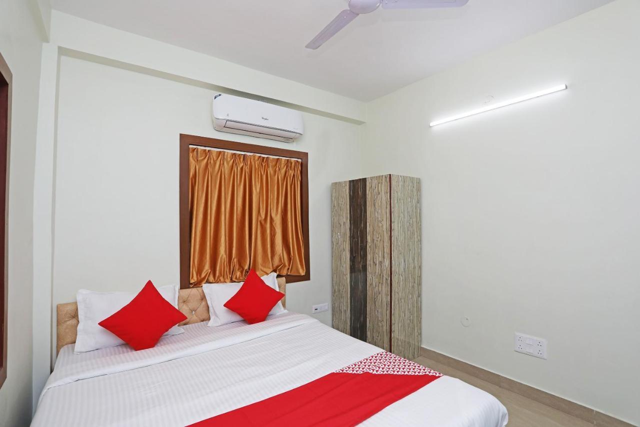 Oyo 17187 Urban Casa Hotel Kolkata Luaran gambar