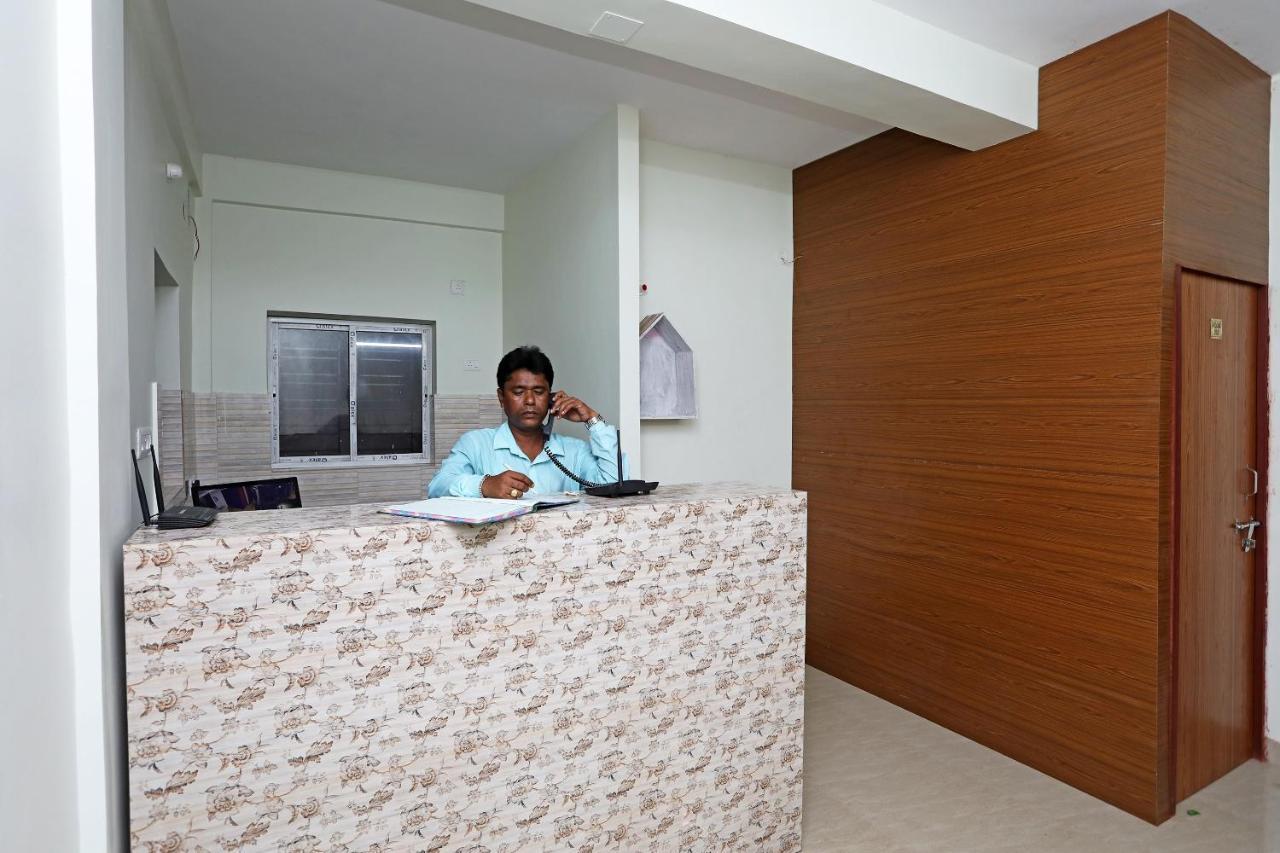Oyo 17187 Urban Casa Hotel Kolkata Luaran gambar